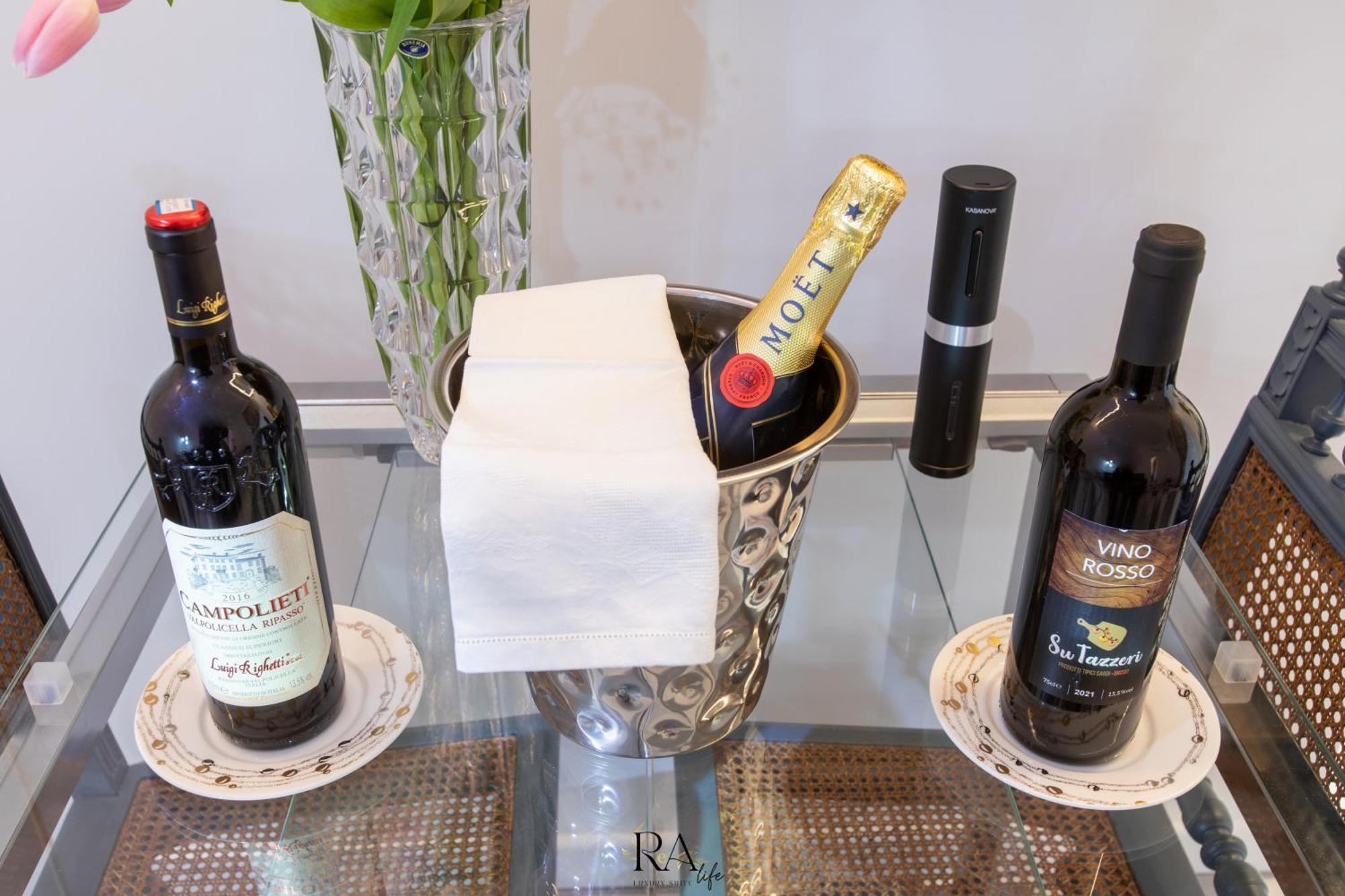 Cava deʼ Tirreni Rea Life Luxury Suite מראה חיצוני תמונה